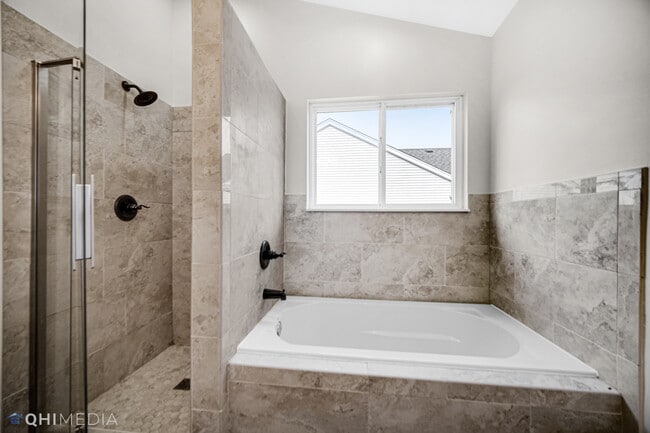 Building Photo - 2873 Rourke Dr