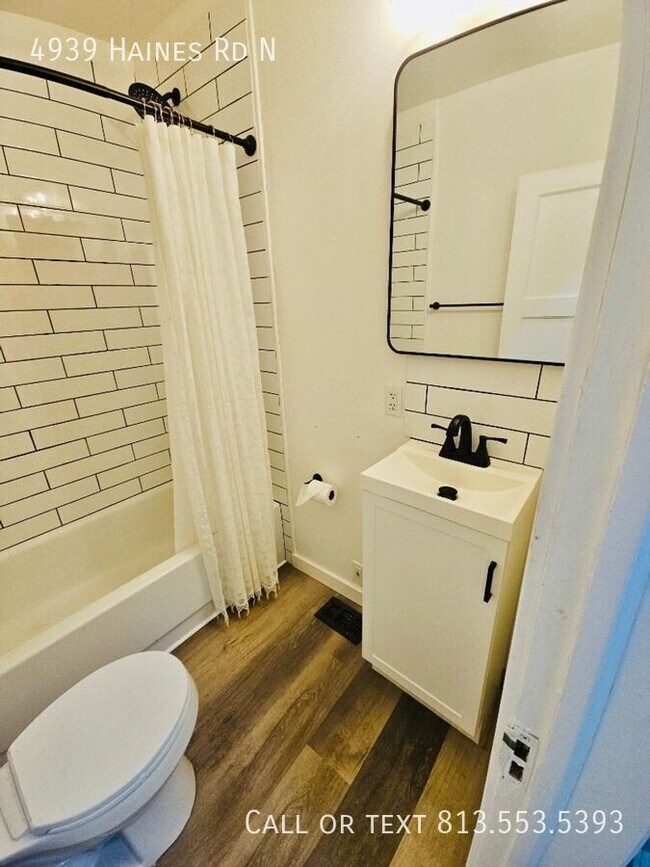 Building Photo - 4939 Haines Rd N