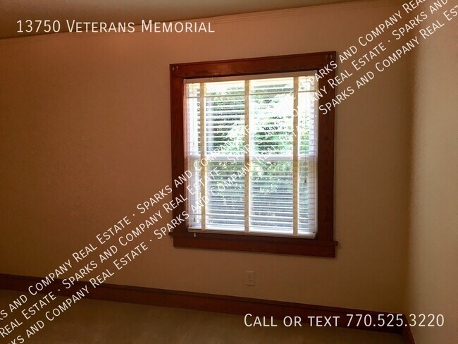 Building Photo - Winston Rental (Available to show Nov 1, 2...