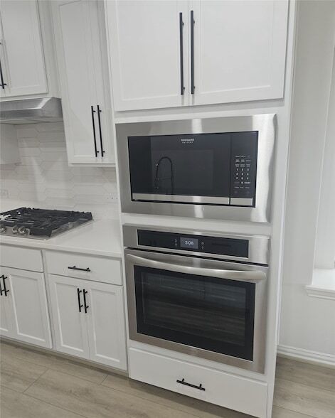 Building Photo - 15019 Crown Mnr Dr