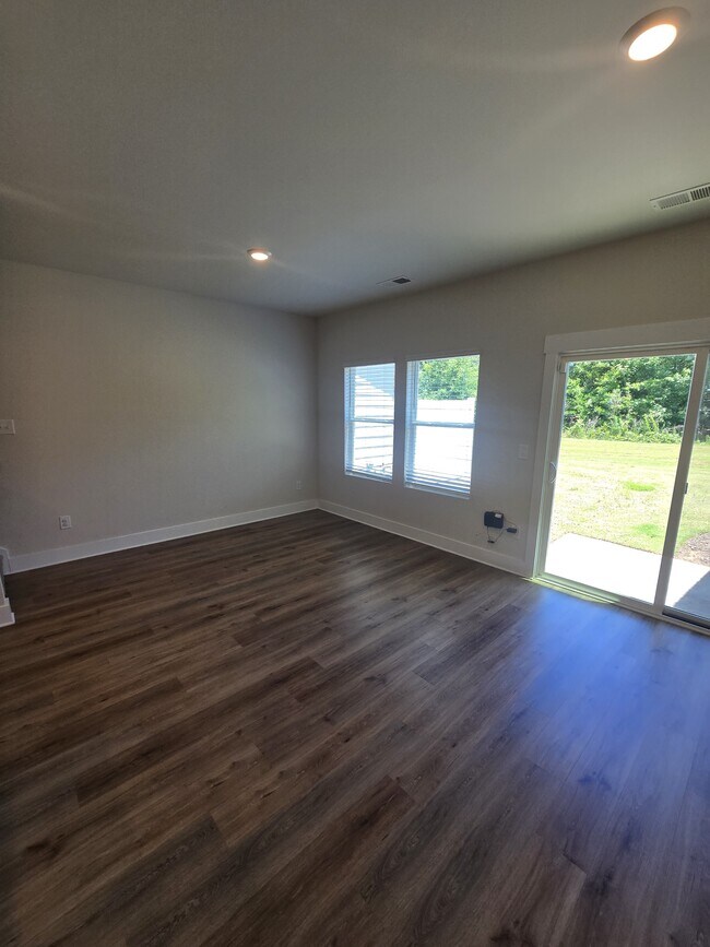 Building Photo - 623 Millwright Wy