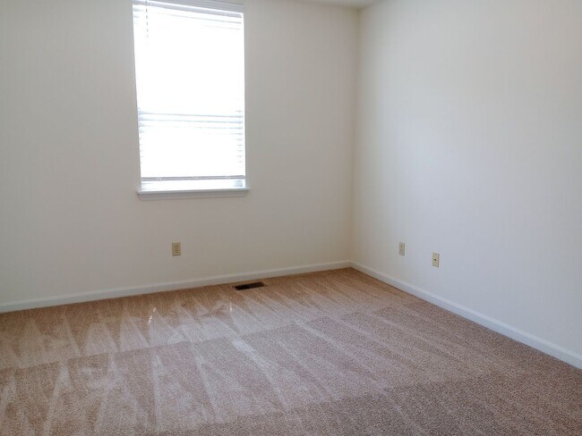 Building Photo - 3500-3502 Delmar Ct.