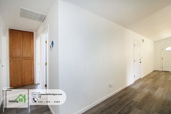 Building Photo - 14780 Marin Dr