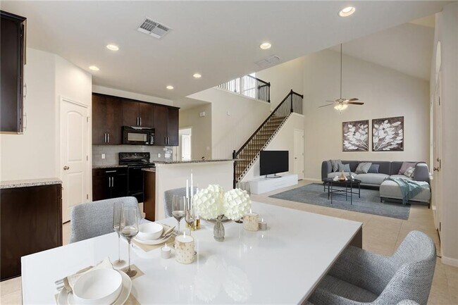 Building Photo - $1,000 off first month’s rent with a 2-year lease!