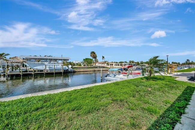 Building Photo - 9819 Hernando Ct