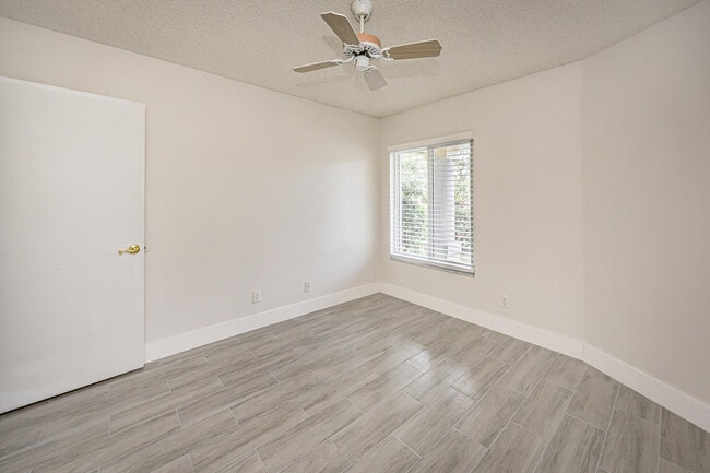 Building Photo - 5148 Rosen Blvd