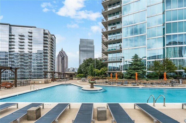 Building Photo - 1080 Peachtree St NE