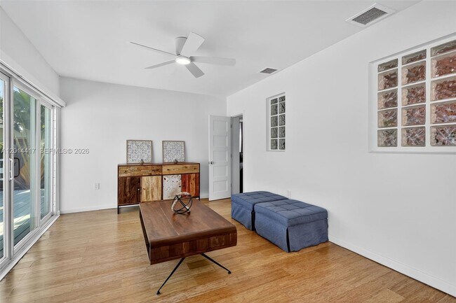 Building Photo - 2095 Keystone Blvd