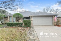 Building Photo - 7712 Pampas Dr