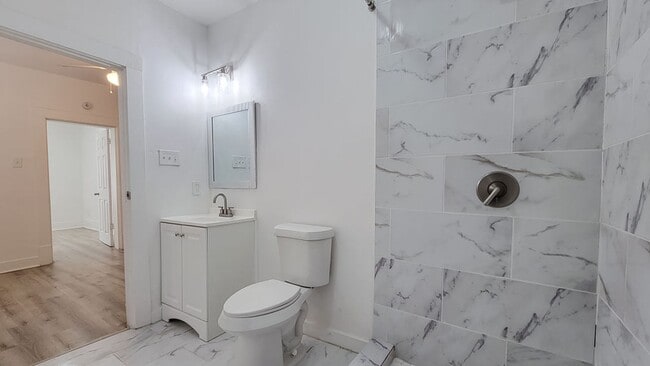 Building Photo - Charming 1-Bedroom Apartment in Sherman!