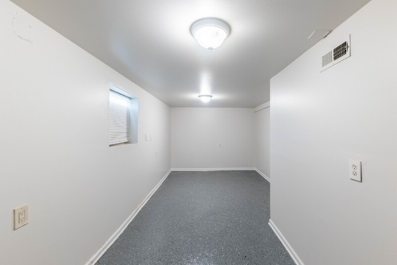 Building Photo - 235 W 110th St