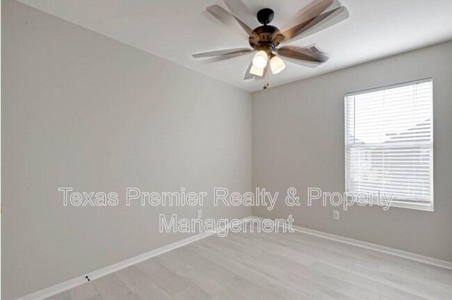 Building Photo - 5011 Redwing Brook Trail