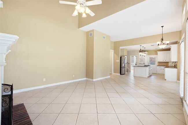 Building Photo - 13135 Finch Brook Dr