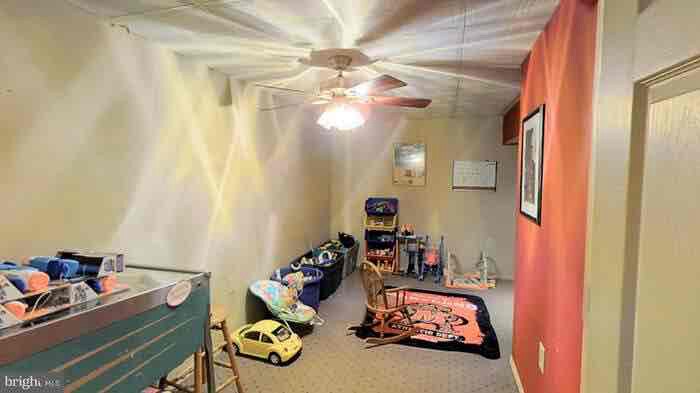 Building Photo - 16401 Andrea Ct