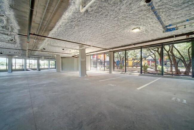 Building Photo - 13130 Pond Springs Rd