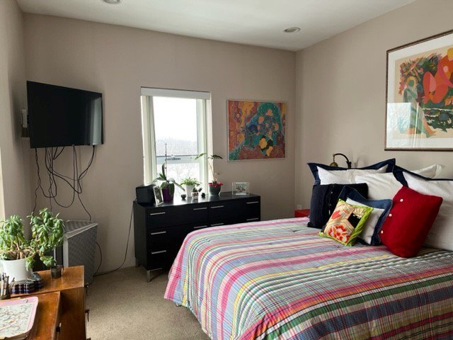 Building Photo - 1222 Chicago Ave