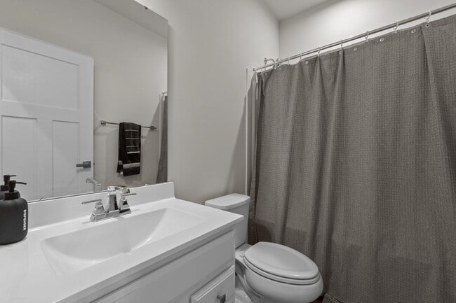 Building Photo - Welcome to modern living in Suffolk, Virginia!