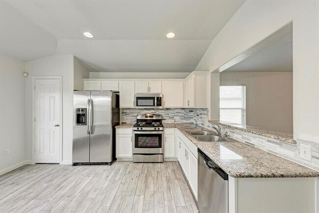 Building Photo - 233 Wallops