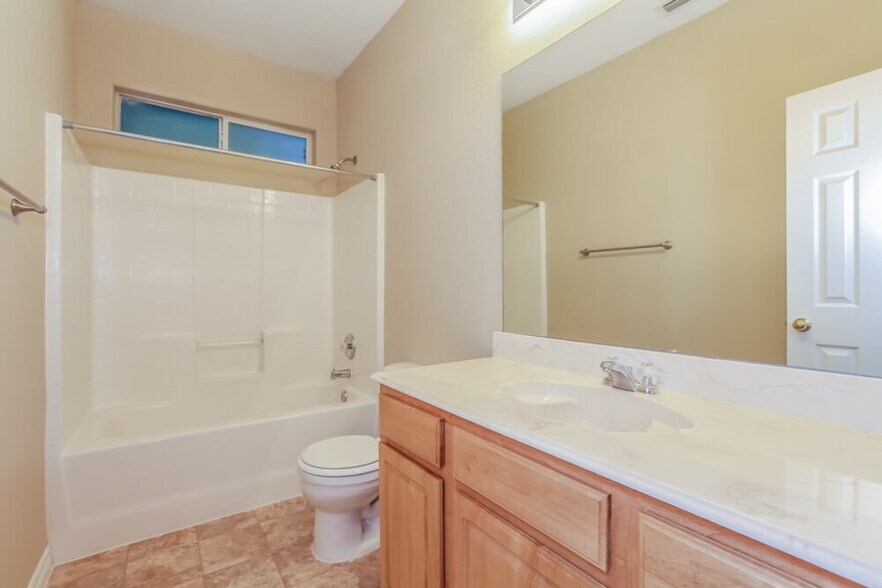 Building Photo - 9309 Rhoni Ct