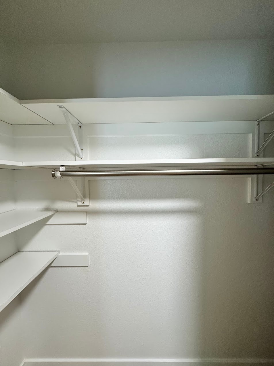 Building Photo - 5026 S 58th St