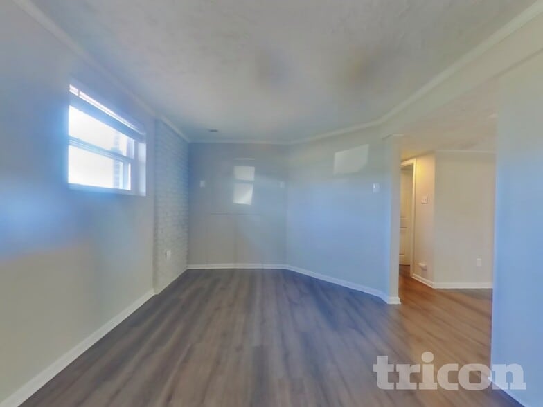 Building Photo - 9300 Overlook Cir