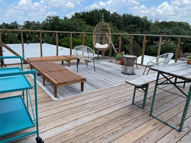 Building Photo - 429 Hawthorne St