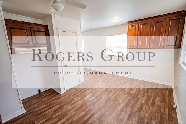 Building Photo - 117 Ward Ave