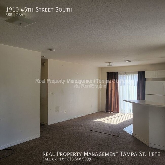 Building Photo - 1910 45th St S