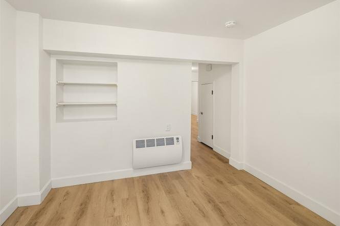 Building Photo - 909 4th Ave N