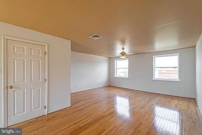Building Photo - 1635 Passyunk Ave