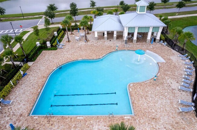 Building Photo - 2943 Sunstar Dr