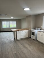 Building Photo - 159 Mineral Springs Rd