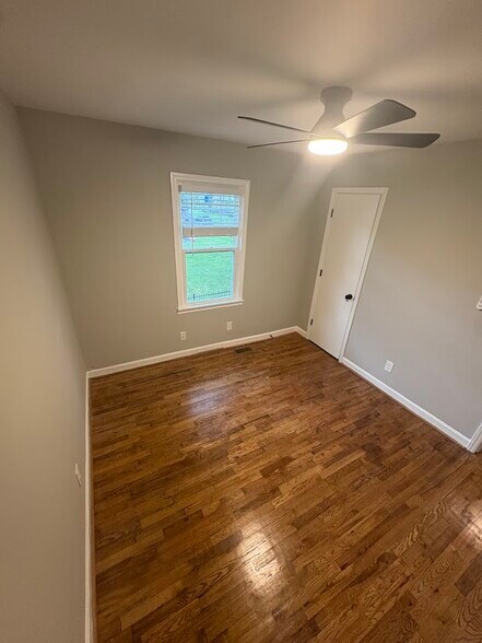Second Bedroom - 212 S Turner Ave