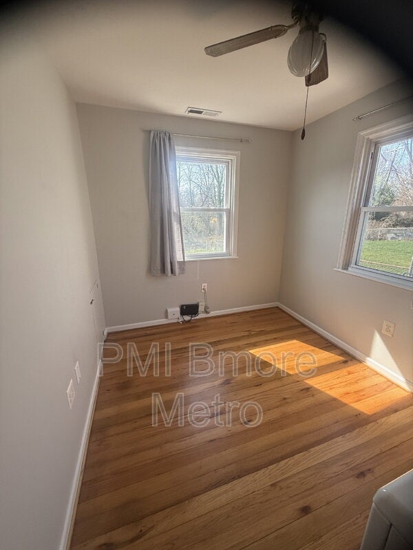 Building Photo - 602 Dale Ave