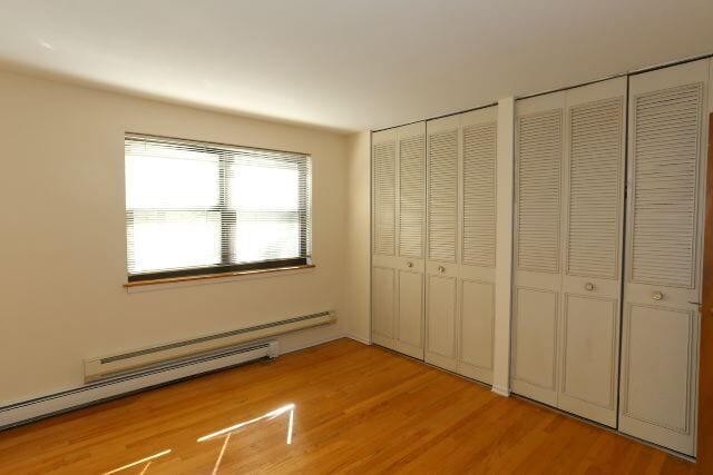 Building Photo - 665 W Wrightwood Ave