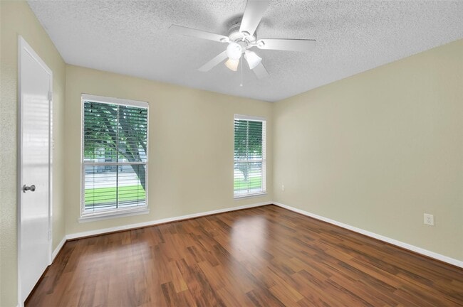 Building Photo - 250 El Dorado Blvd