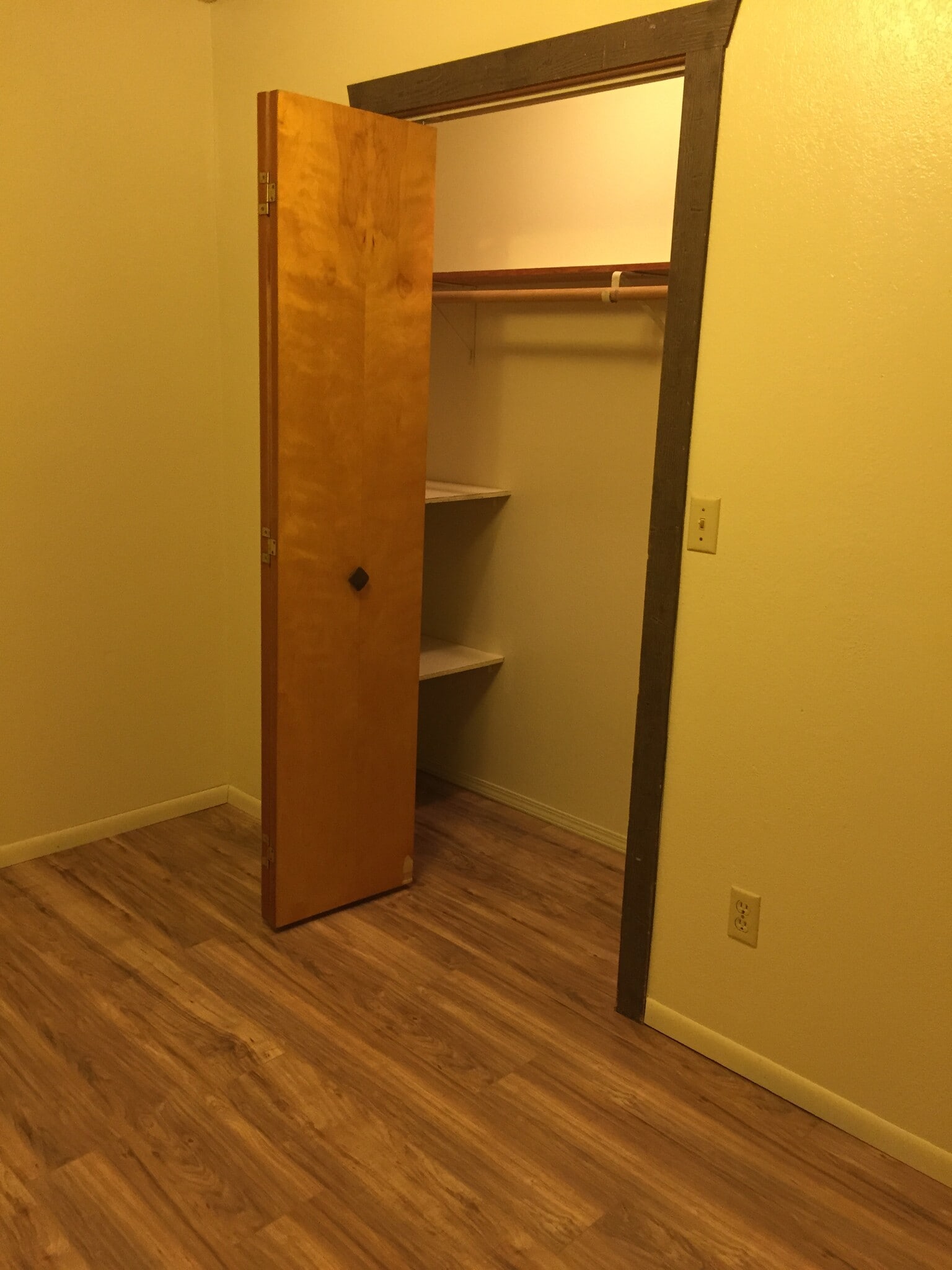 Closet #2 - 432 Kit Blvd
