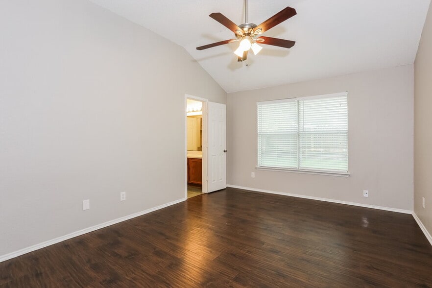 Building Photo - 8060 Cannonwood Dr
