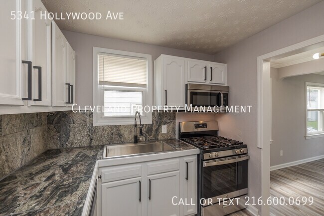 Building Photo - 5341 Hollywood Ave