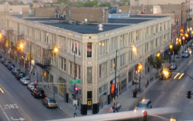 Primary Photo - 1647 N Milwaukee Ave