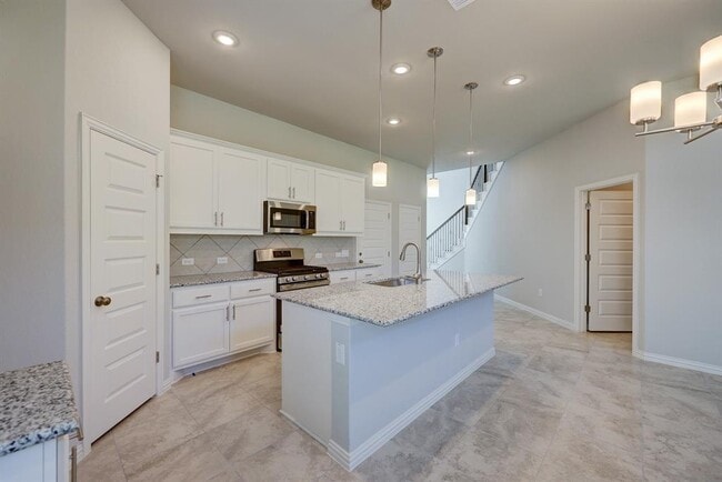 Building Photo - 4507 Cool Gray Cv