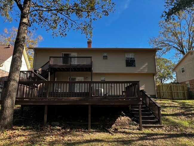 Building Photo - 8803 Patricia Lynn Ln