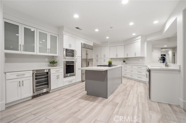 Building Photo - 24868 Paseo Primario