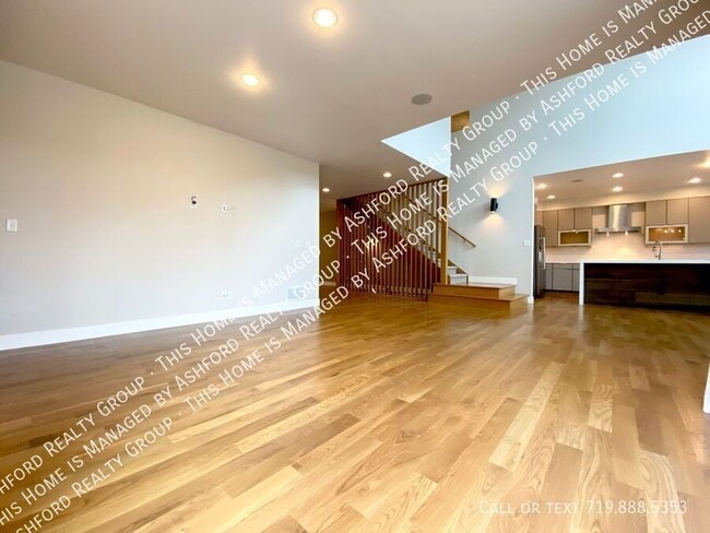 Building Photo - 1279 Foothills Farm Way