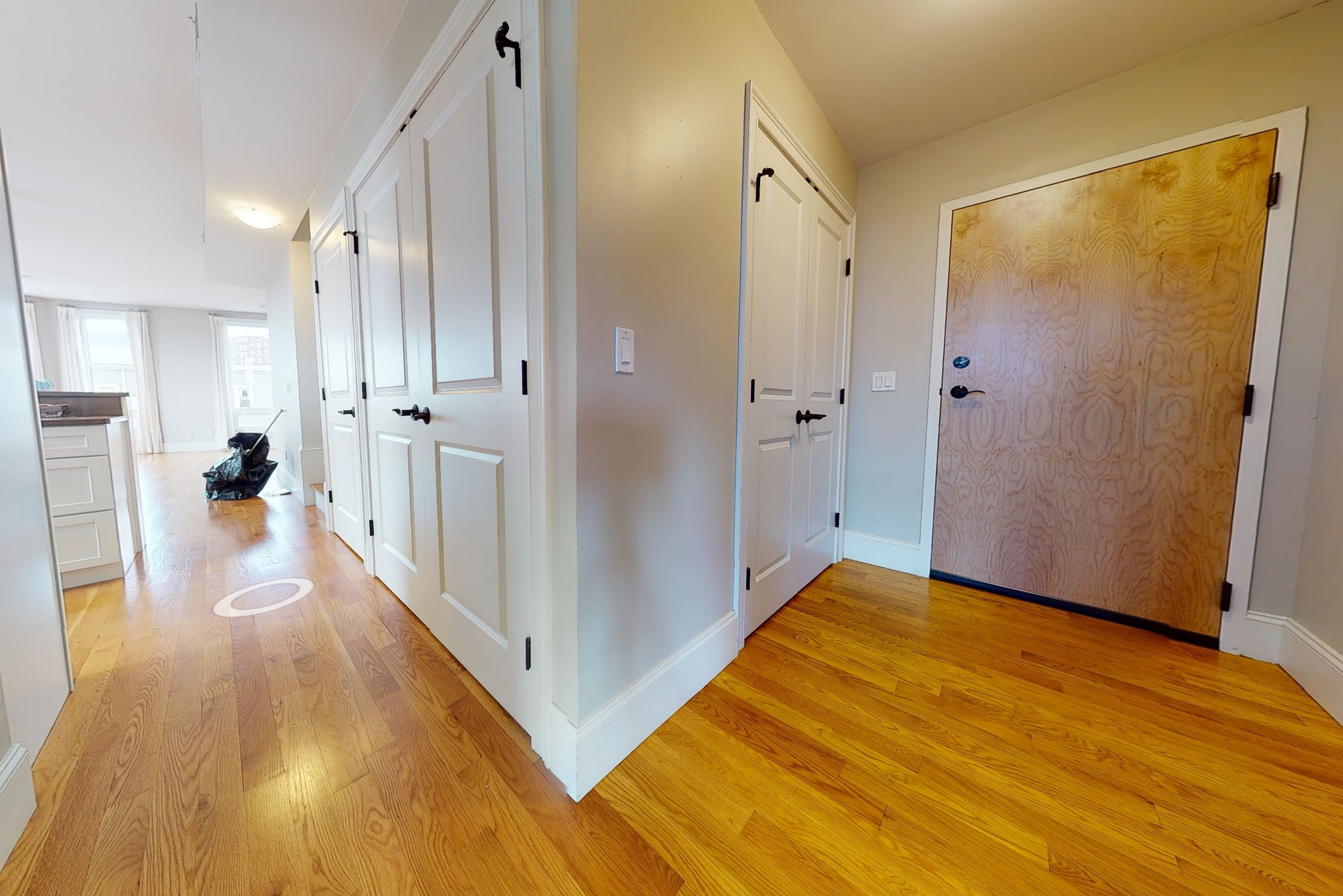 Building Photo - 168 Hampshire St