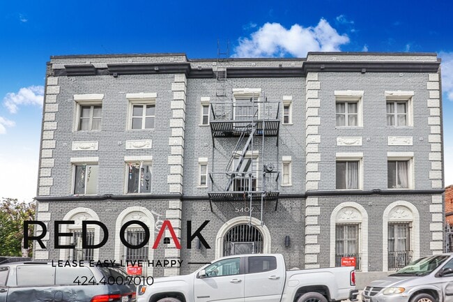 Building Photo - 5407 Sierra Vista Ave