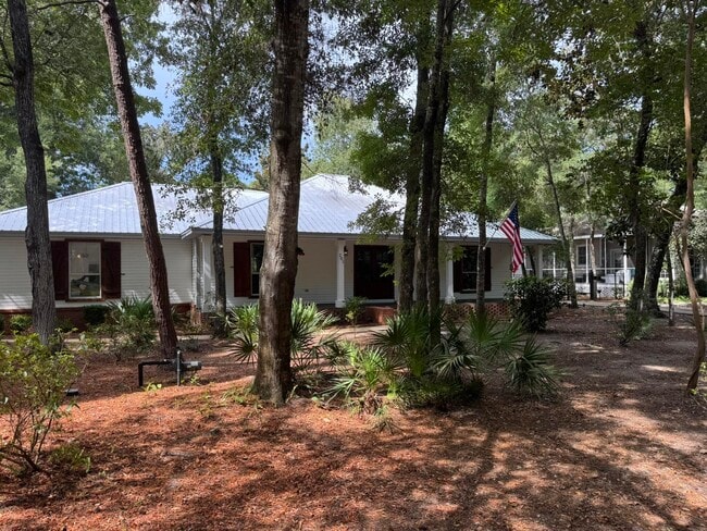 Building Photo - 201 N Blue Heron Dr