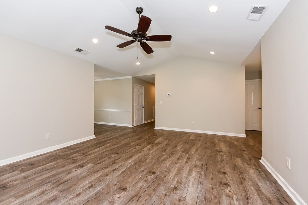 Building Photo - 3932 Rock Creek Dr