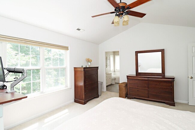 Building Photo - Pet-Friendly N. Albemarle Home With Fenced...