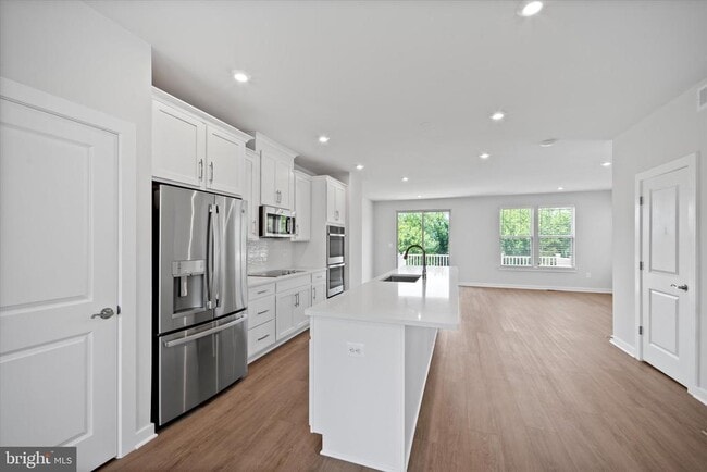 Building Photo - 1051 Venifena Terrace SE